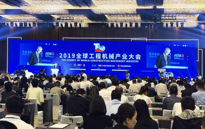 雙喜臨門！眾能聯(lián)合囊括兩項(xiàng)工程機(jī)械行業(yè)大獎(jiǎng)